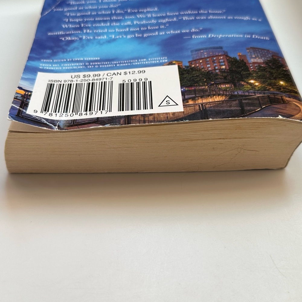 J.D. Robb 'Desperation in Death' Book Used Copy - Picture 8 of 9